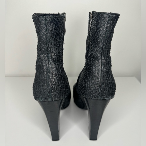 All Saints Black Snake Manifest Ankle Boots - Size 38 - Picture 4 of 7
